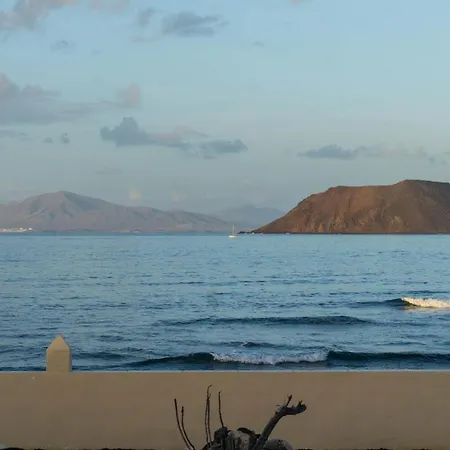 Ocean Front Near Corralejo Great Beaches Βίλα La Oliva